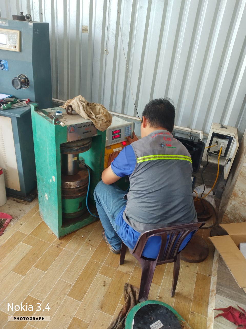 Hiệu chuẩn máy nén bê tông